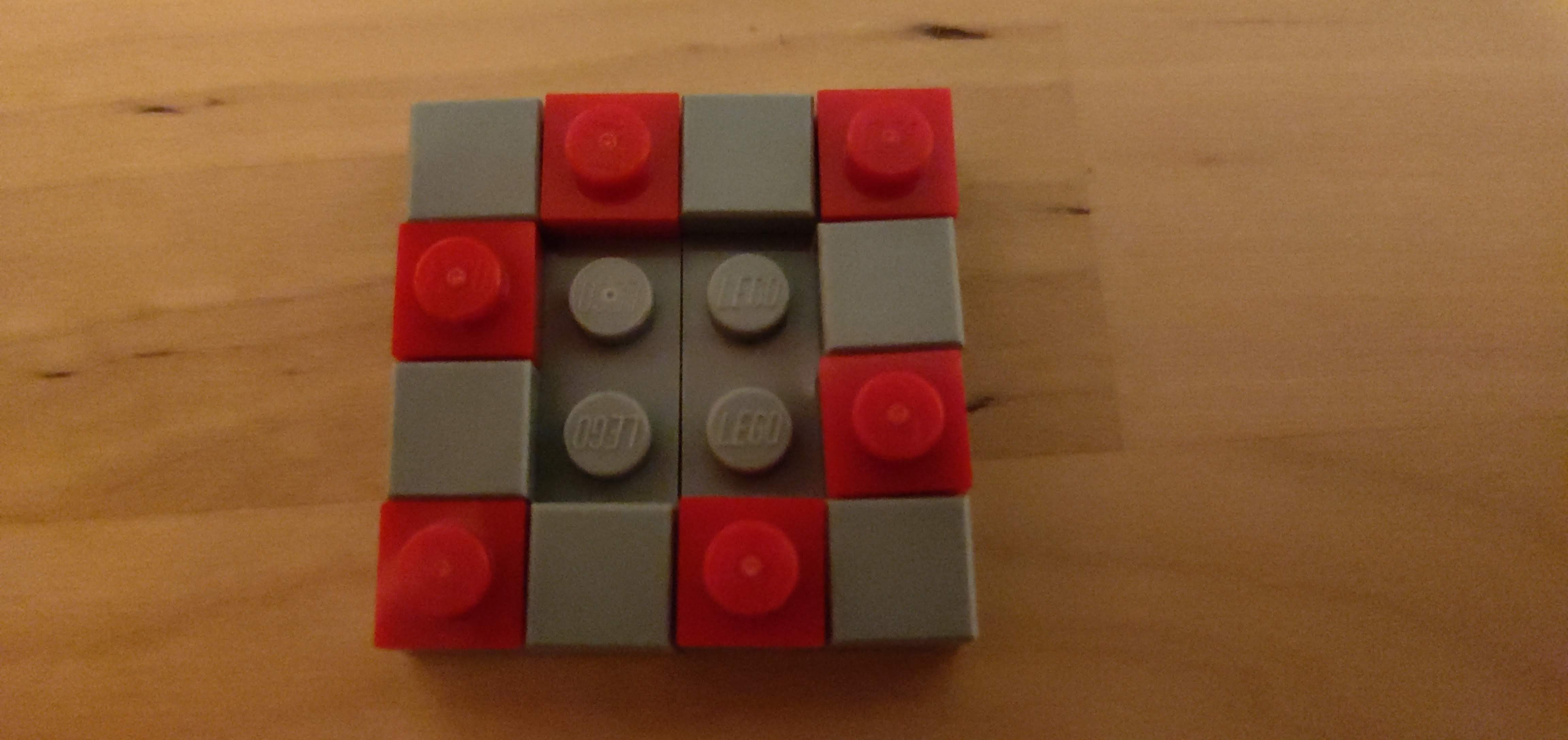 ./lego-stand-part-3.jpg